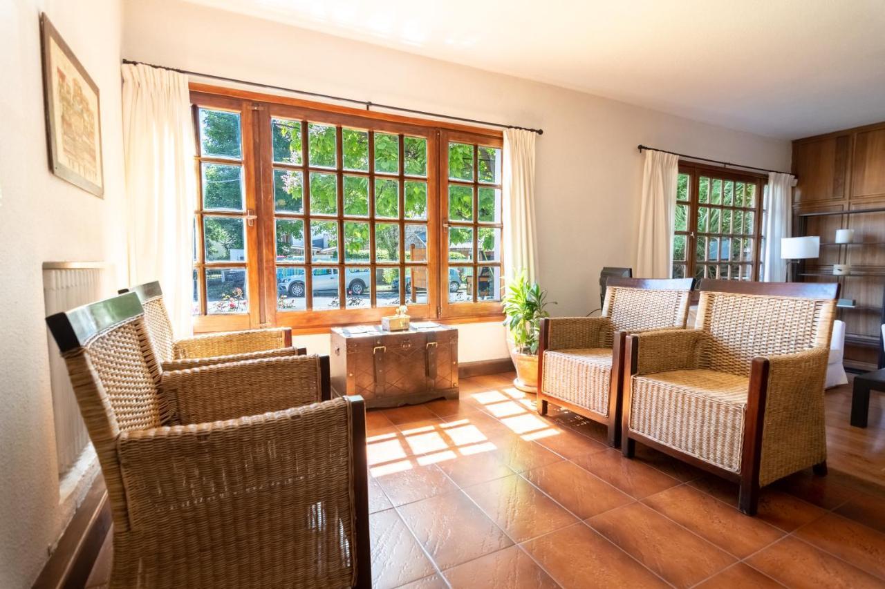 Hosteria Hostal Del Esquiador Сан-Мартін-де-лос-Андес Екстер'єр фото